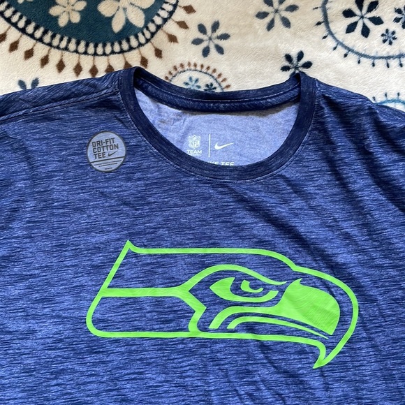 Seattle Seahawks tee - Picture 2 of 6